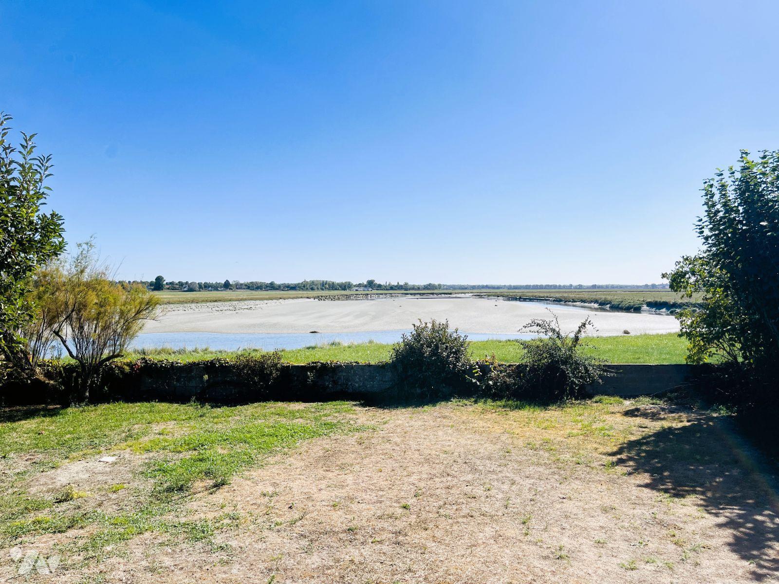 Maison 4 pièces 83 m² · à Vains · 83 m² · 220 000 €