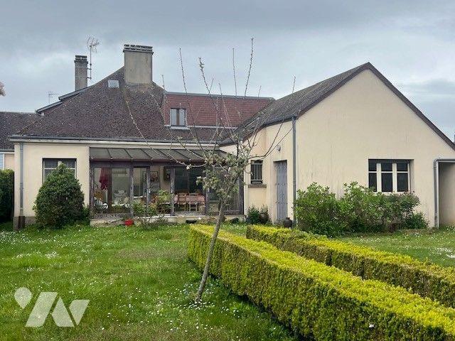 Maison 7 pièces 125 m² · à La Haye · 125 m² · 200 000 €
