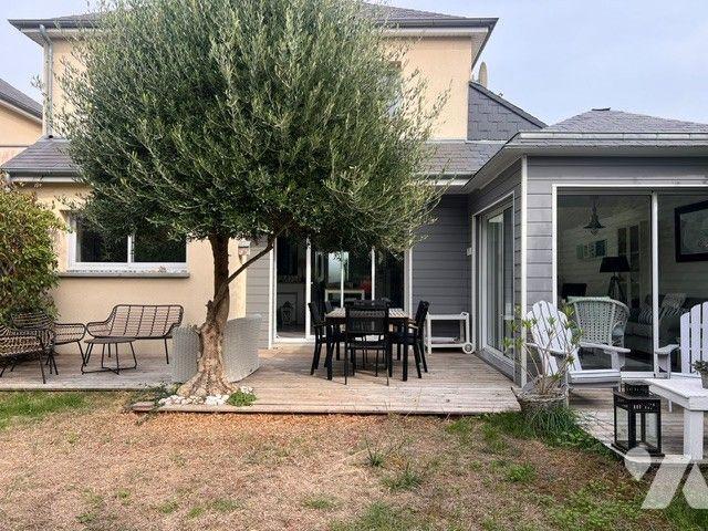 Maison 5 pièces 125 m² · à Agon-Coutainville · 125 m² · 550 000 €