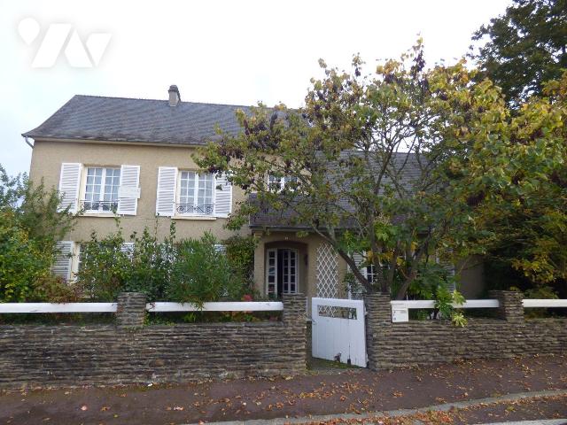 Maison 6 pièces 157 m² · à Périers · 157 m² · 180 000 €