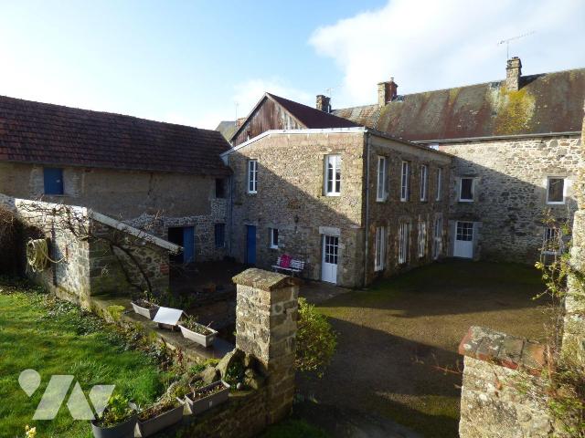 Maison 8 pièces · à Saint-Sauveur-Villages · 320 000 €