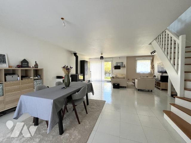 Maison 7 pièces 165 m² · à Tinqueux · 165 m² · 409 100 €