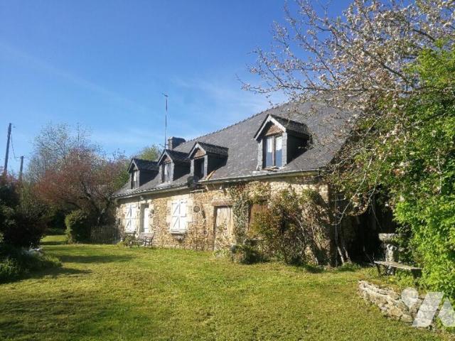 Maison 4 pièces 136 m² · à Hardanges · 136 m² · 58 000 €