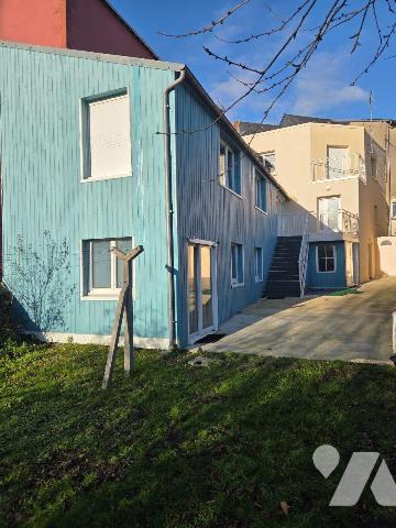 Maison 10 pièces 280 m² · à Villaines-la-Juhel · 280 m² · 172 000 €
