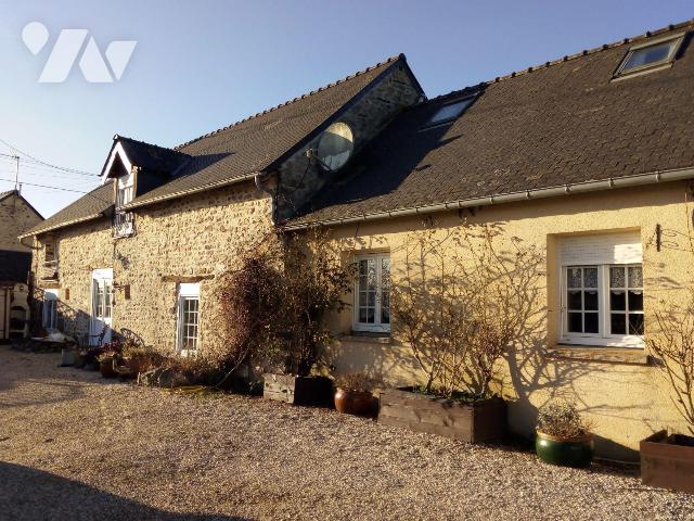 Maison 10 pièces 158 m² · à Villaines-la-Juhel · 158 m² · 290 000 €