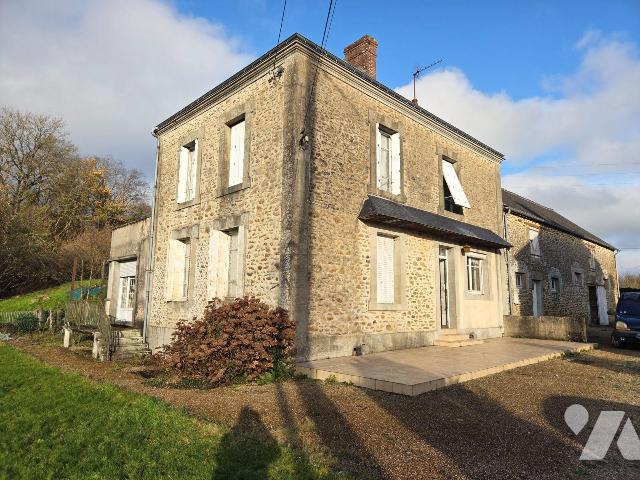 Maison 8 pièces 131 m² · à Villaines-la-Juhel · 131 m² · 140 000 €