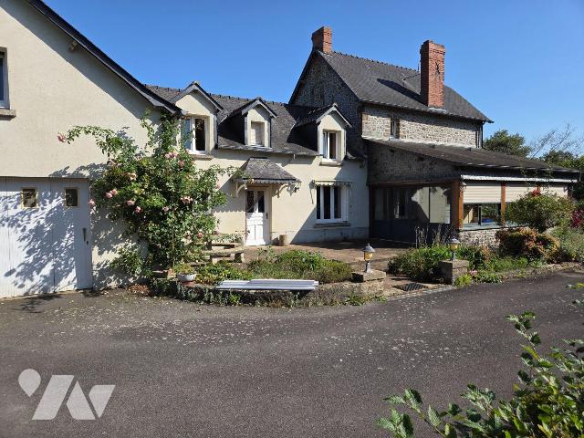 Maison 6 pièces 150 m² · à Ambrières-les-Vallées · 150 m² · 198 000 €