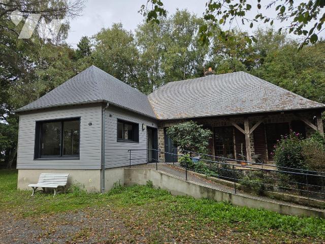 Maison 5 pièces 100 m² · à Saint-Georges-Buttavent · 100 m² · 220 000 €