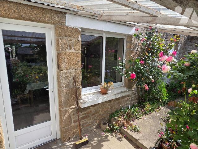 Maison 4 pièces 90 m² · à Saint-Denis-de-Gastines · 90 m² · 40 000 €