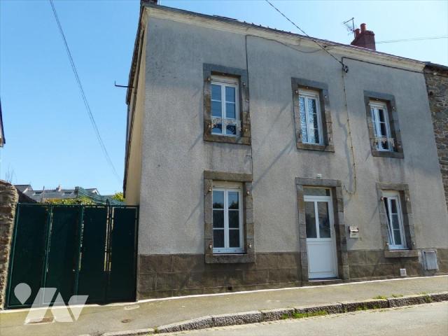 Maison 5 pièces 103 m² · à Mayenne · 103 m² · 120 000 €