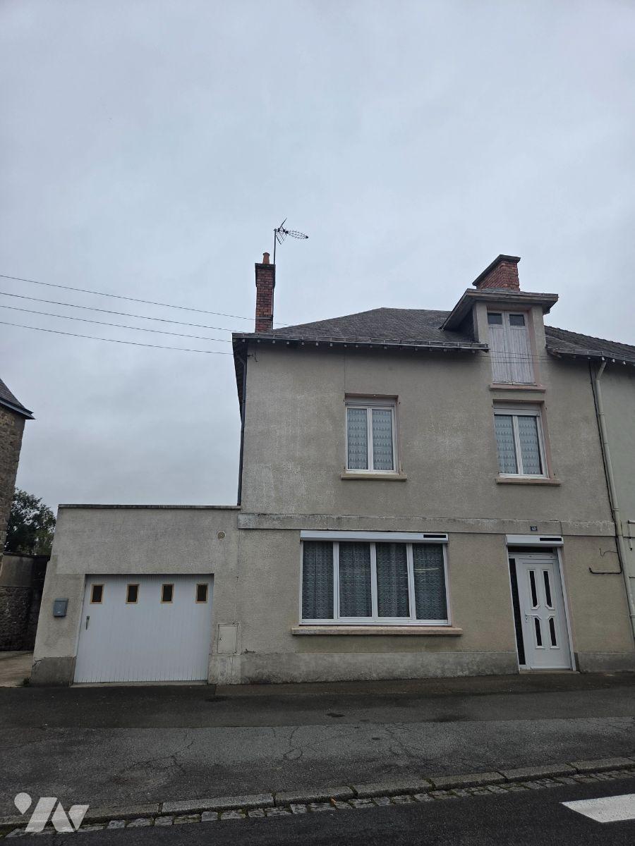 Maison 4 pièces 78 m² · à Aron · 78 m² · 70 000 €