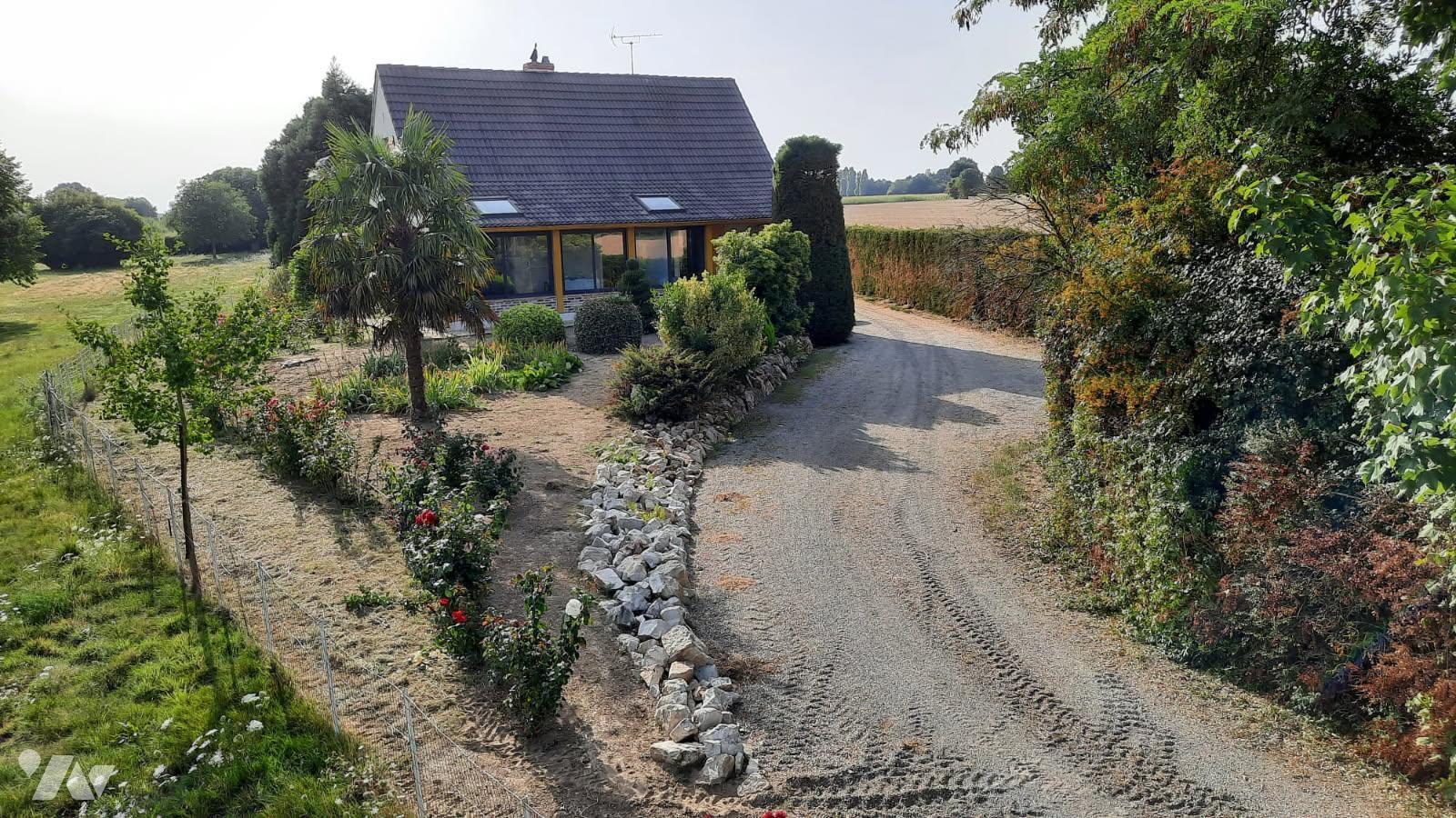 Maison 7 pièces 135 m² · à Ballots · 135 m² · 225 000 €
