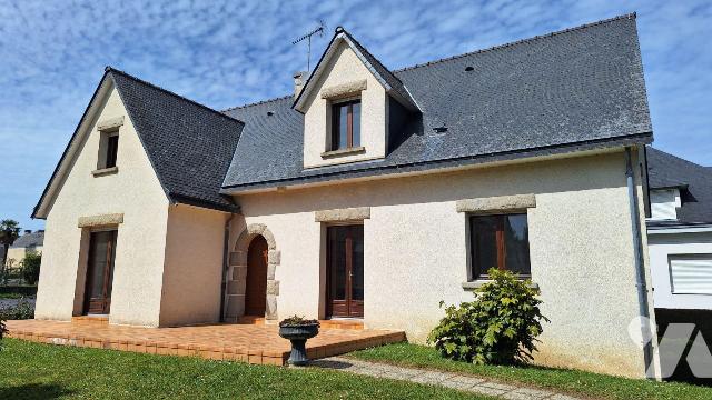 Maison 7 pièces 141 m² · à Ernée · 141 m² · 225 000 €