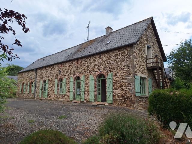 Maison 6 pièces 155 m² · à Saint-Hilaire-du-Maine · 155 m² · 180 000 €