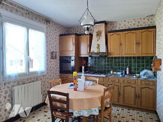 Maison 5 pièces 91 m² · à Saint-Denis-de-Gastines · 91 m² · 110 000 €