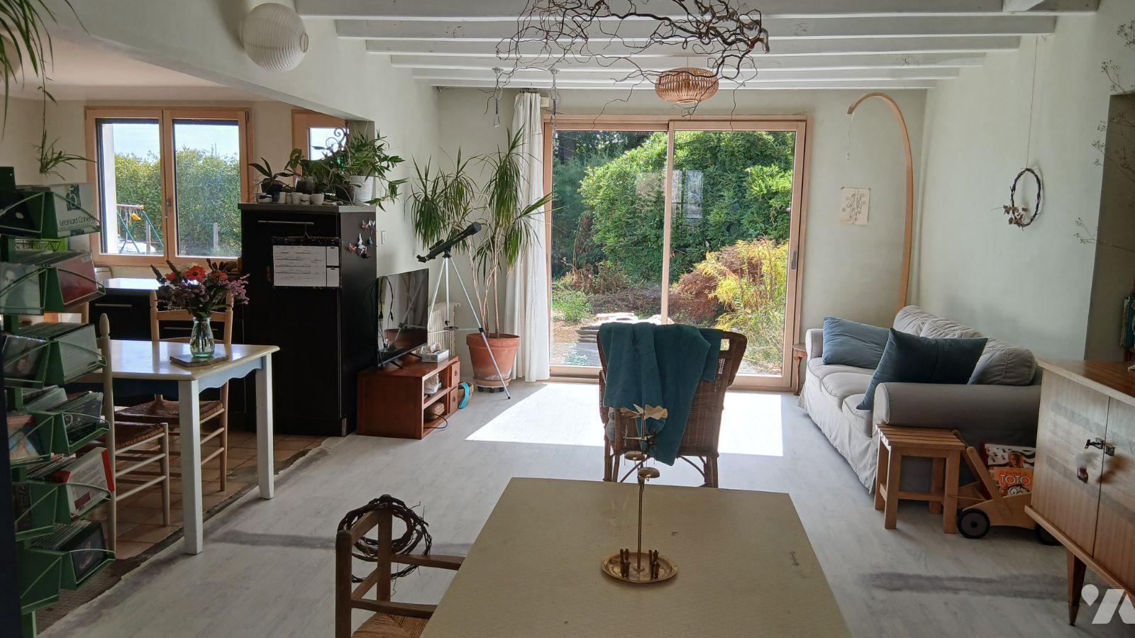 Maison 4 pièces 105 m² · à Bains-sur-Oust · 105 m² · 143 000 €
