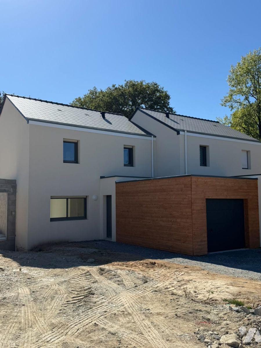 Maison 5 pièces 88 m² · à Bains-sur-Oust · 88 m² · 970 €/mois