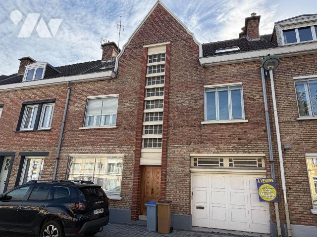 Maison 8 pièces 177 m² · à Bourbourg · 177 m² · 230 000 €