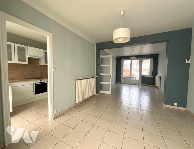 Maison 8 pièces 100 m² · à Hazebrouck · 100 m² · 165 000 €