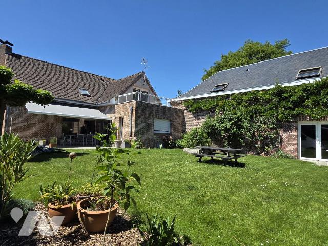 Maison 10 pièces 190 m² · à Hazebrouck · 190 m² · 570 000 €