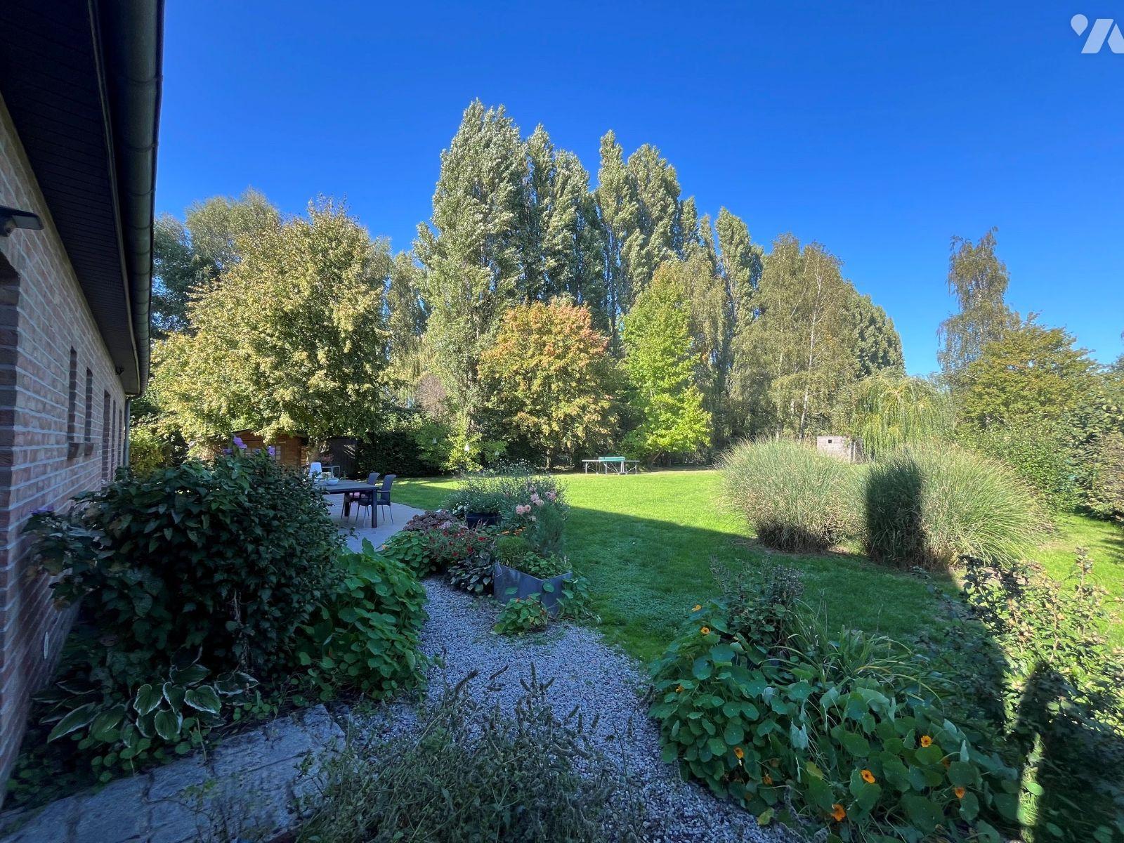 Maison 6 pièces 150 m² · à Steenvoorde · 150 m² · 350 000 €