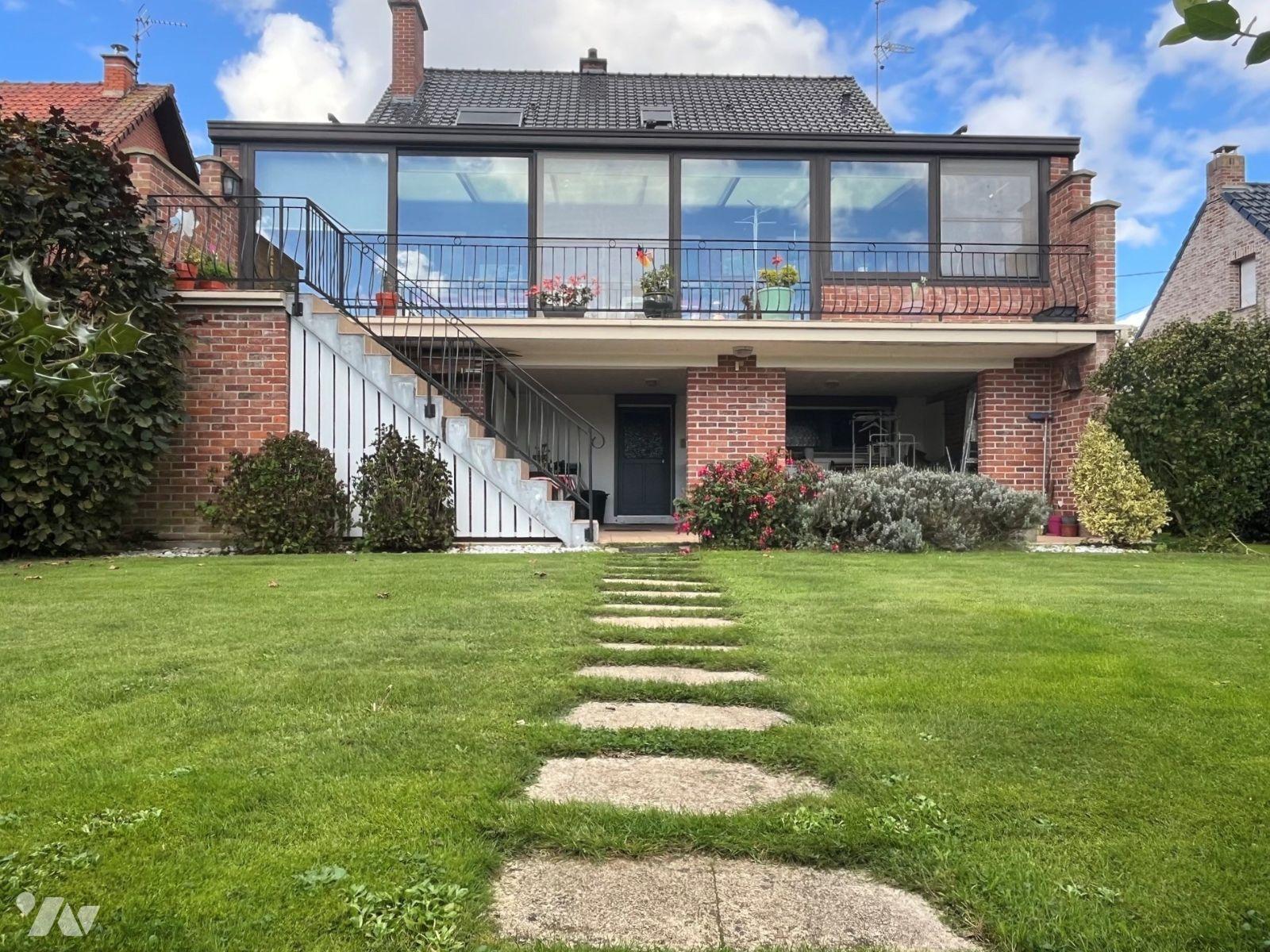 Maison 10 pièces 130 m² · à Steenbecque · 130 m² · 295 000 €