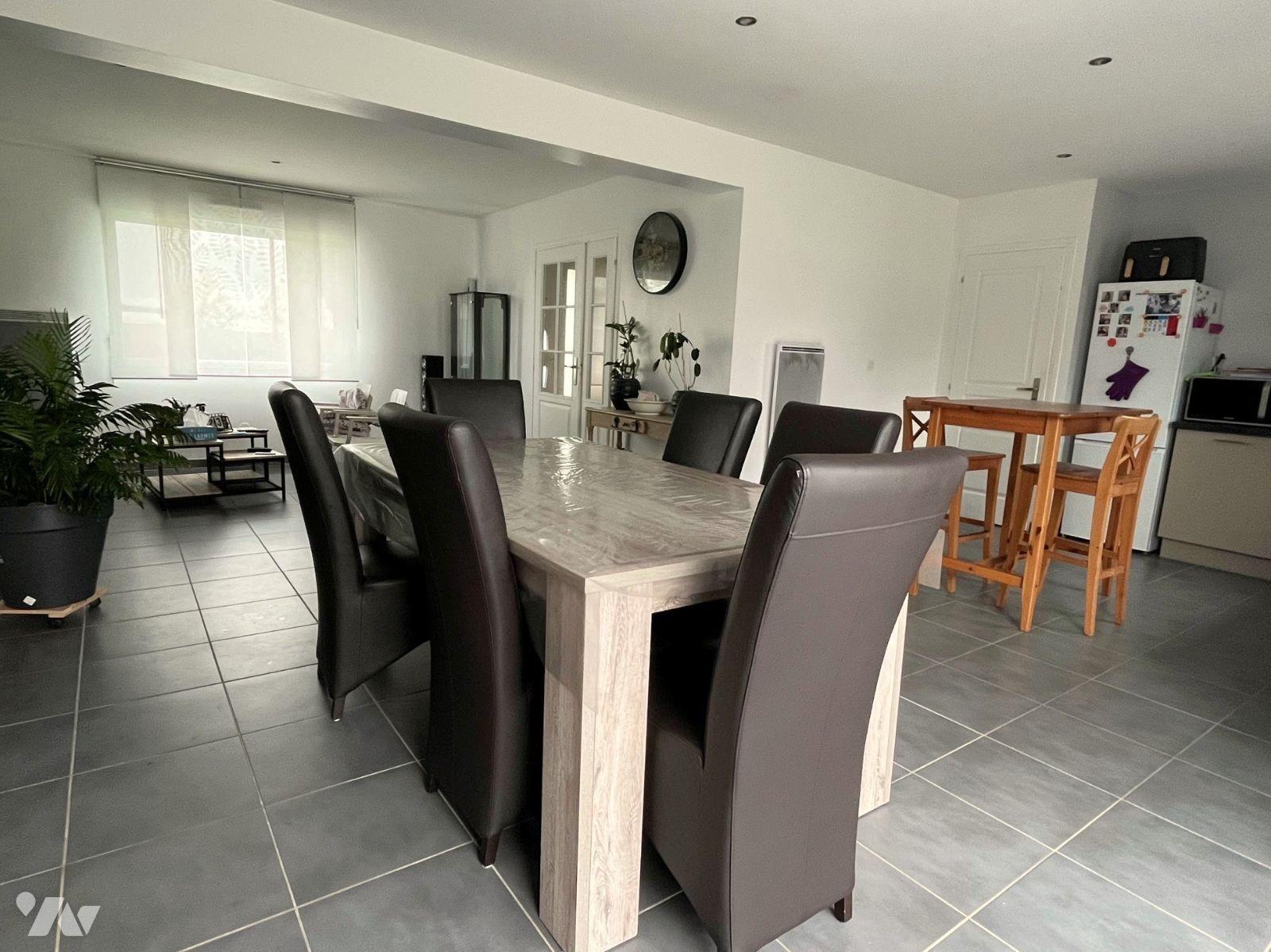 Maison 5 pièces 90 m² · à Saint-Sylvestre-Cappel · 90 m² · 280 000 €