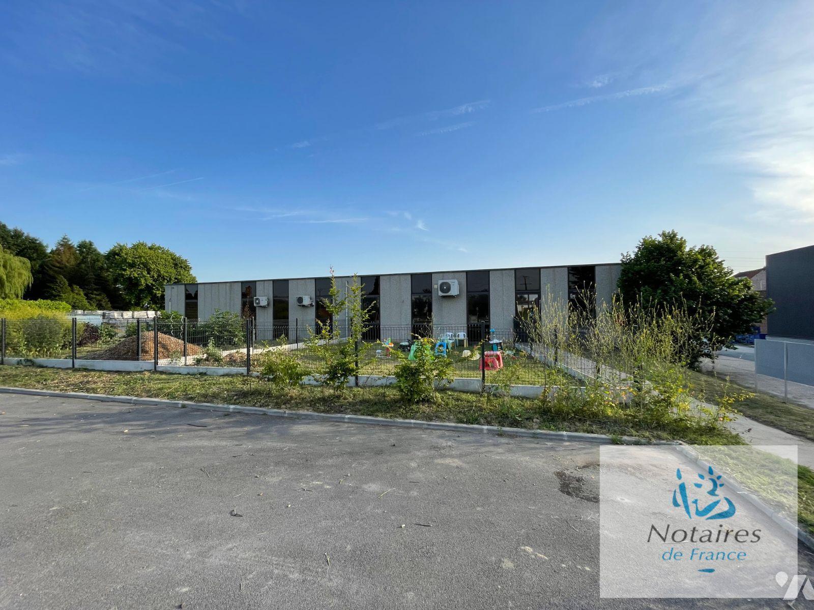 Immeuble 330 m² · à Blaringhem · 330 m² · 300 000 €