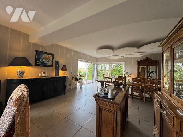 Maison 220m² — Sainte-Marie-Cappel