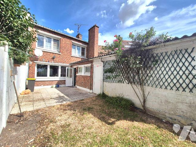 Maison 4 pièces 95 m² · à Merville · 95 m² · 120 000 €