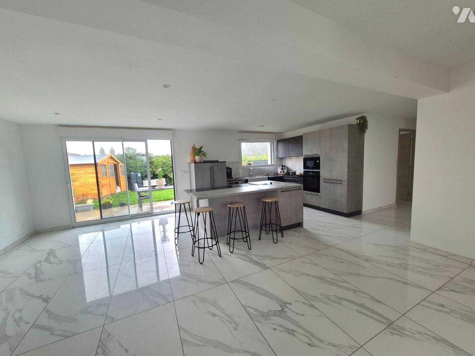 Maison 8 pièces 107 m² · à Merville · 107 m² · 250 000 €