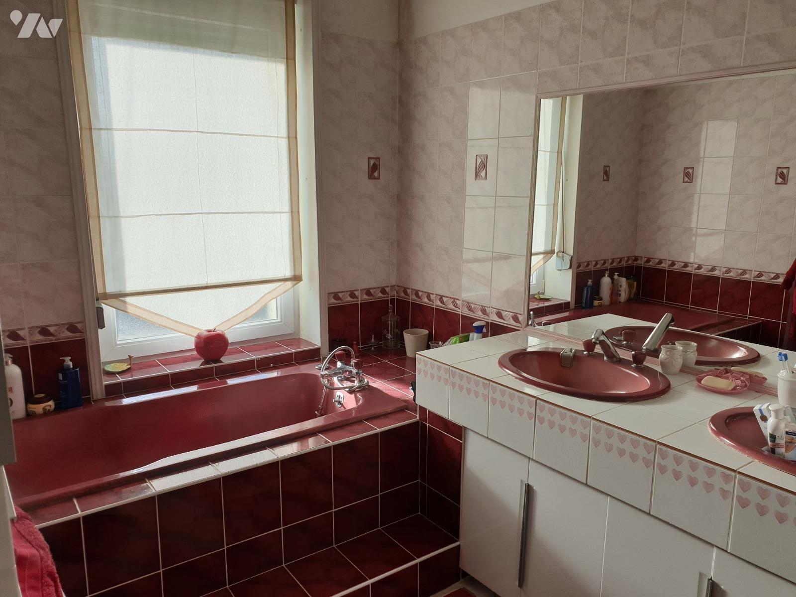 VENTE maison-VIEUX CONDE (59)