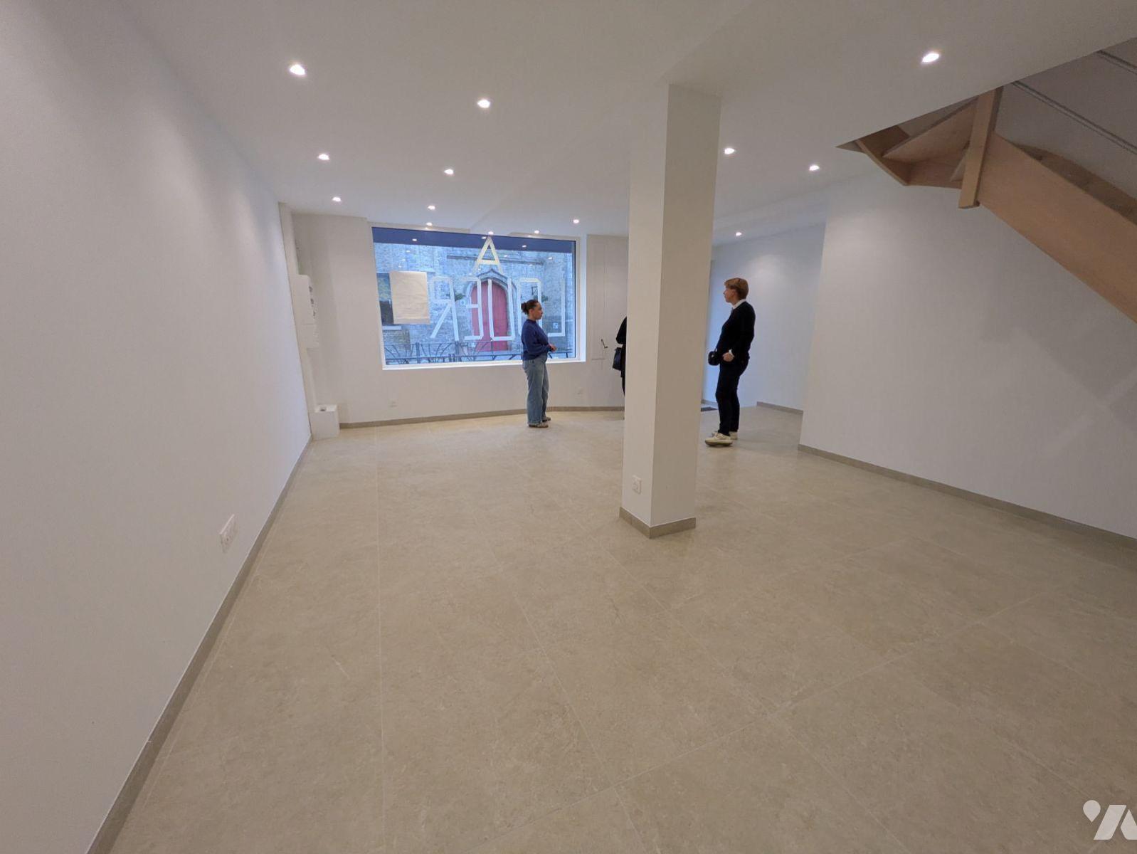 LOCATION fondsCommerce-WORMHOUT (59)