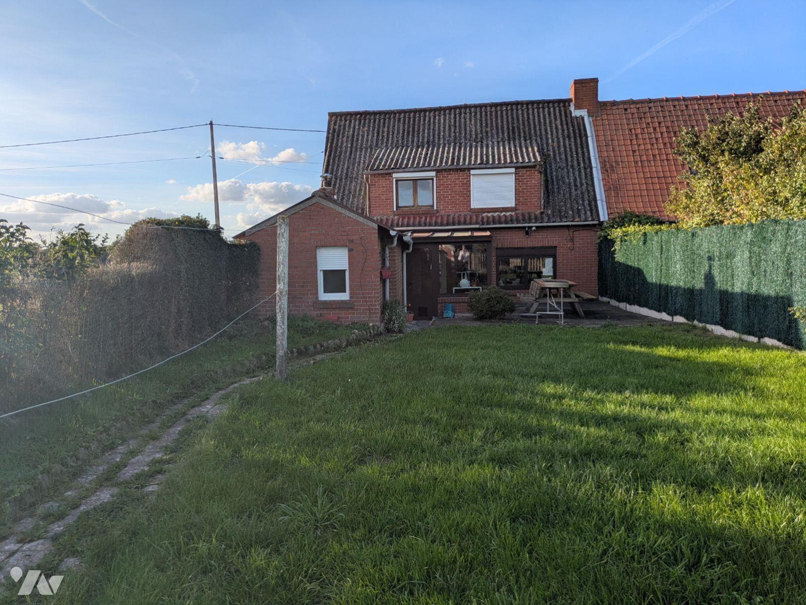 Maison 4 pièces 80 m² · à Oudezeele · 80 m² · 110 000 €