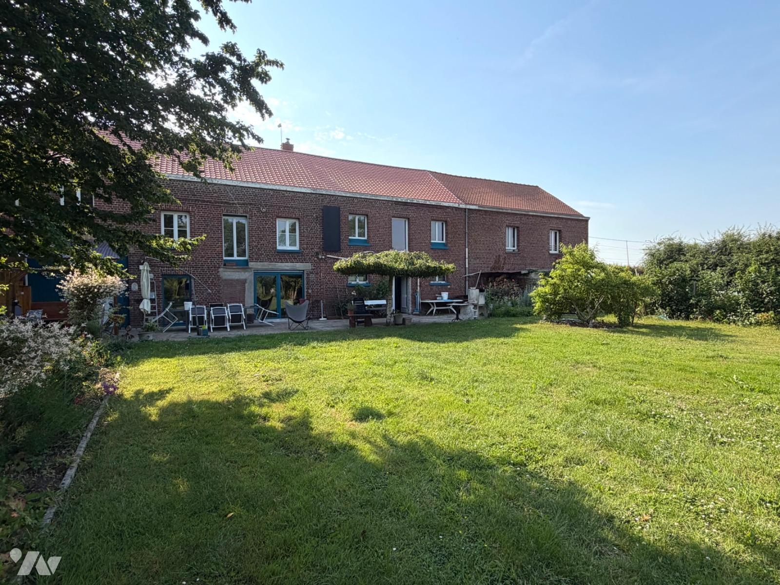 Maison 15 pièces 454 m² · à Killem · 454 m² · 435 000 €