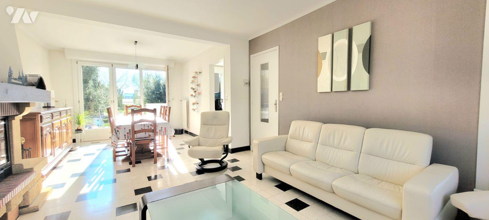 Maison 6 pièces 108 m² · à Cappelle-la-Grande · 108 m² · 210 000 €