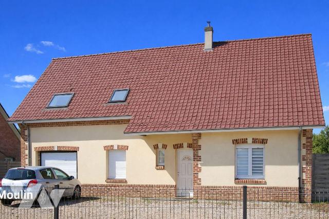 Maison 8 pièces 163 m² · à Azincourt · 163 m² · 230 000 €