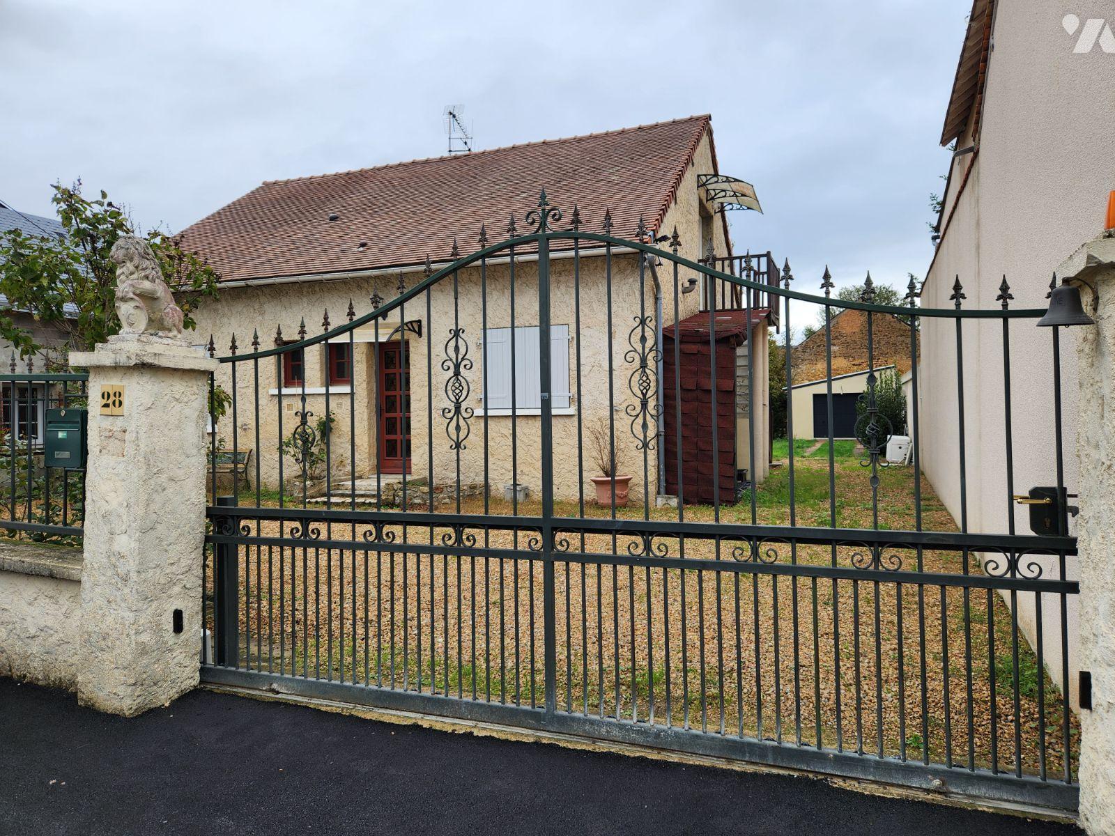 Maison 6 pièces 115 m² · à La Flèche · 115 m² · 190 000 €