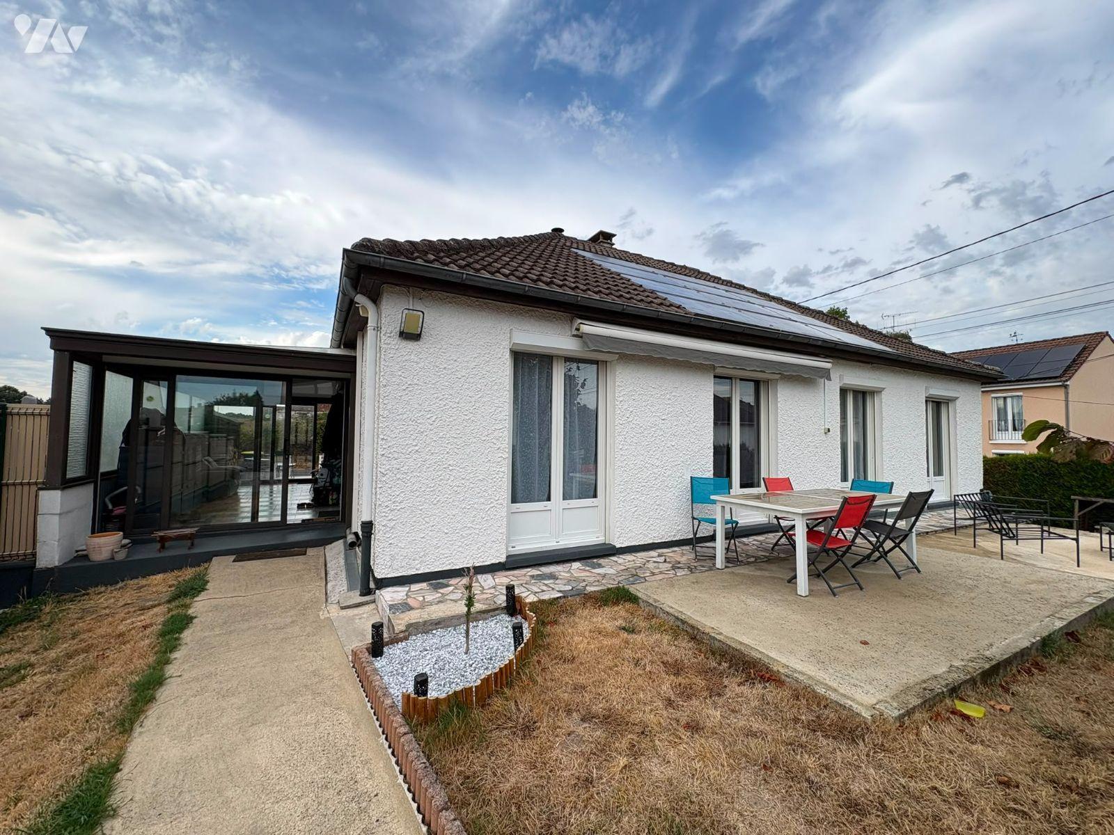 Maison 7 pièces 149 m² · à Yvré-le-Pôlin · 149 m² · 180 000 €