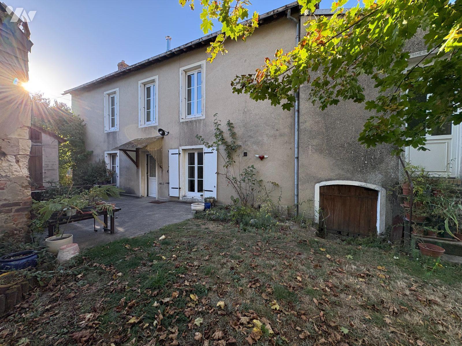 Maison 6 pièces 128 m² · à Mansigné · 128 m² · 137 000 €
