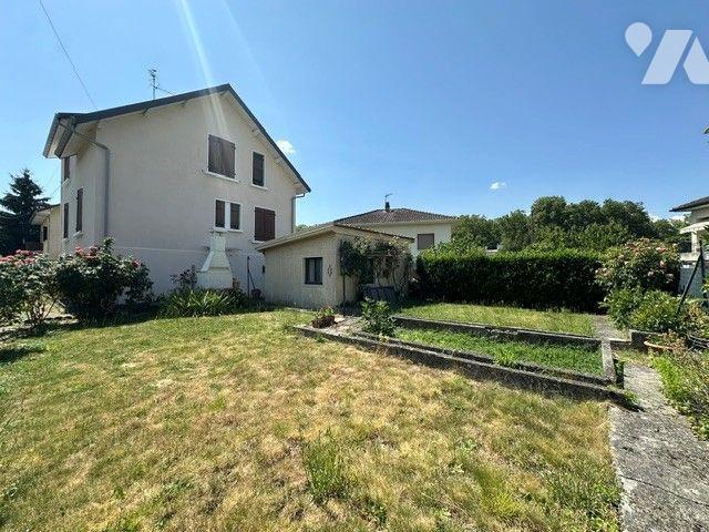 Maison 10 pièces 173 m² · à Chambéry · 173 m² · 427 000 €