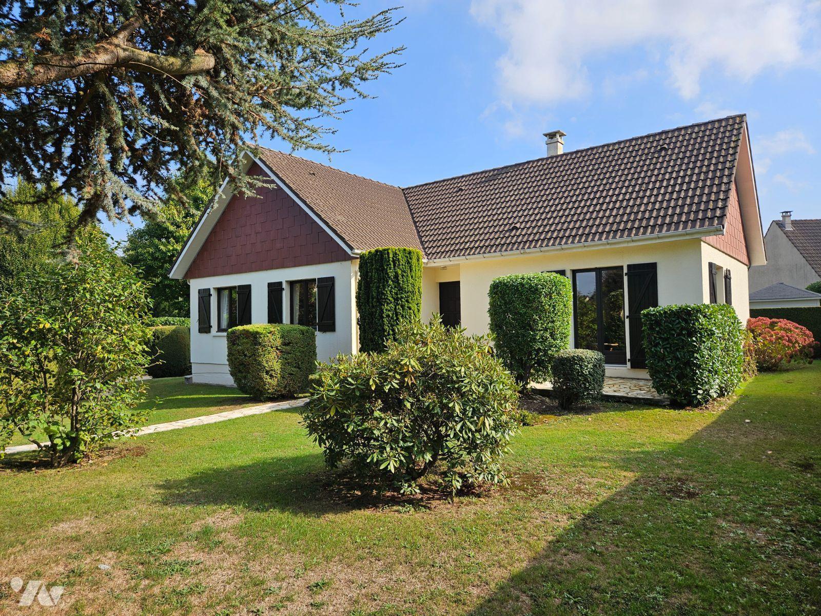 Maison 5 pièces 97 m² · au Mesnil-Esnard · 97 m² · 305 000 €