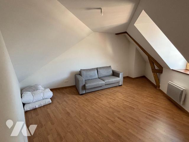 Rental - Apartment - EU - 4 rooms - 76041/76041/70