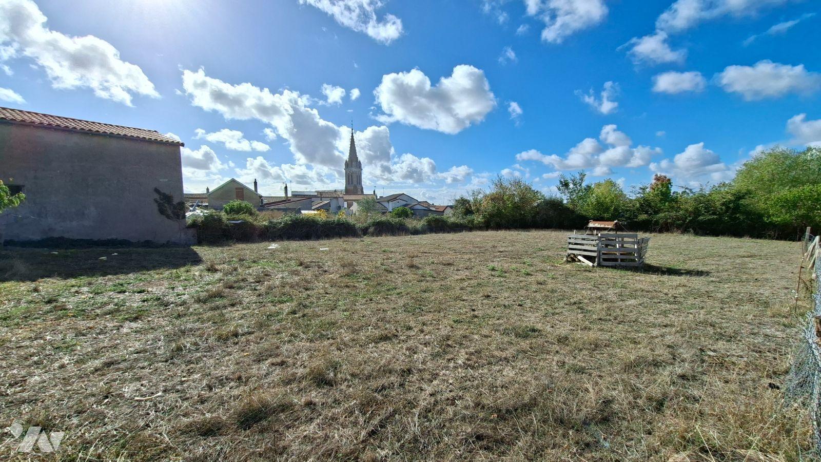 Terrain 1125 m² · à Argentonnay · 1 125 m² · 25 000 €