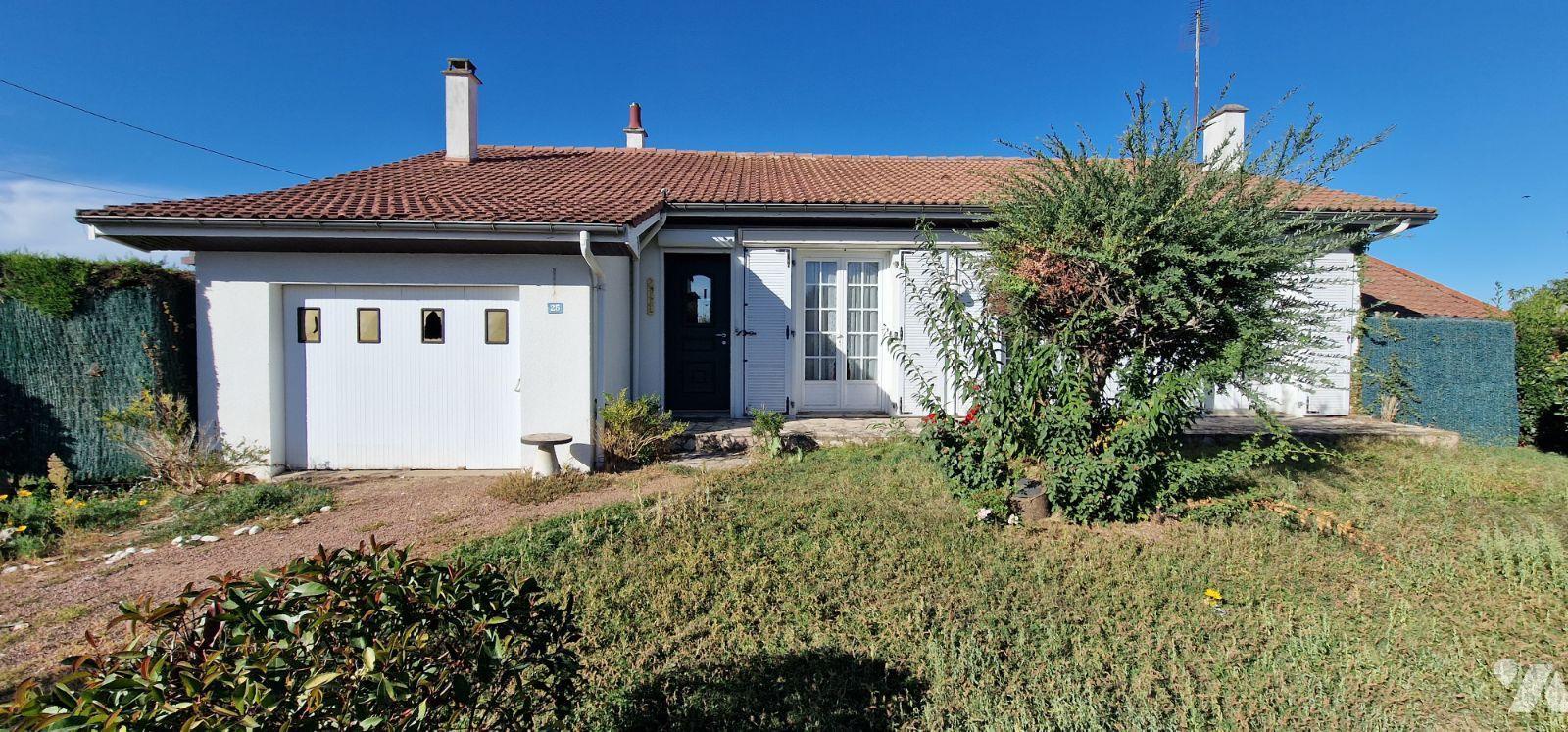 Maison 3 pièces 94 m² · à Saint-Varent · 94 m² · 92 500 €