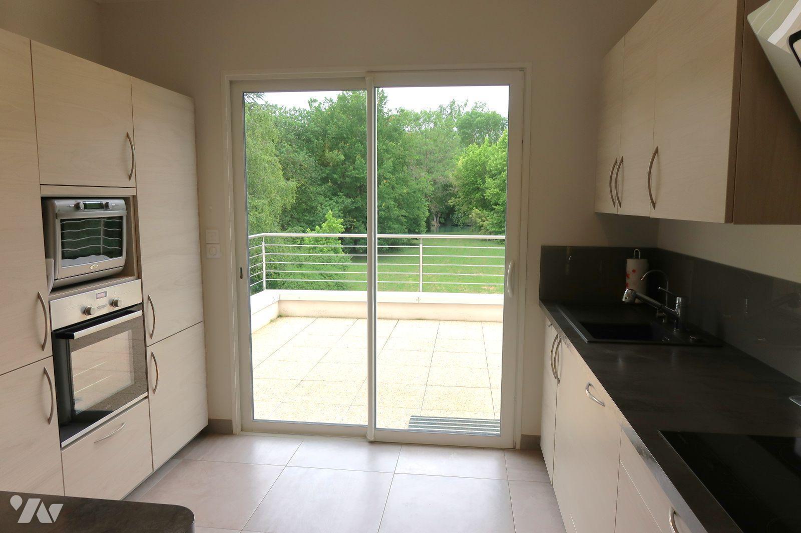 VENTE maison-ST CYR (86)