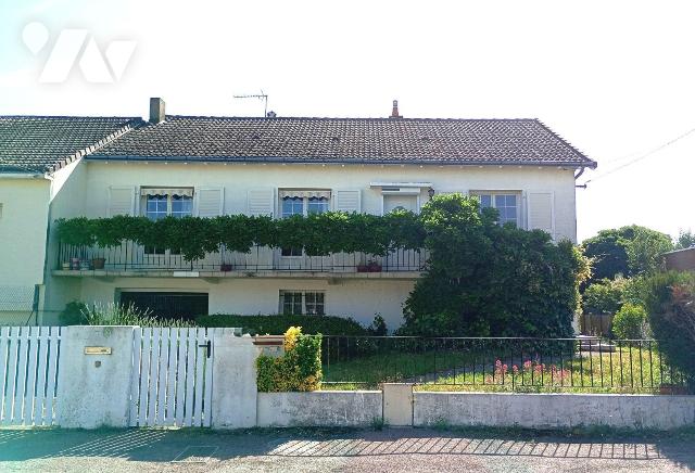Maison 7 pièces 122 m² · à Châtellerault · 122 m² · 130 000 €