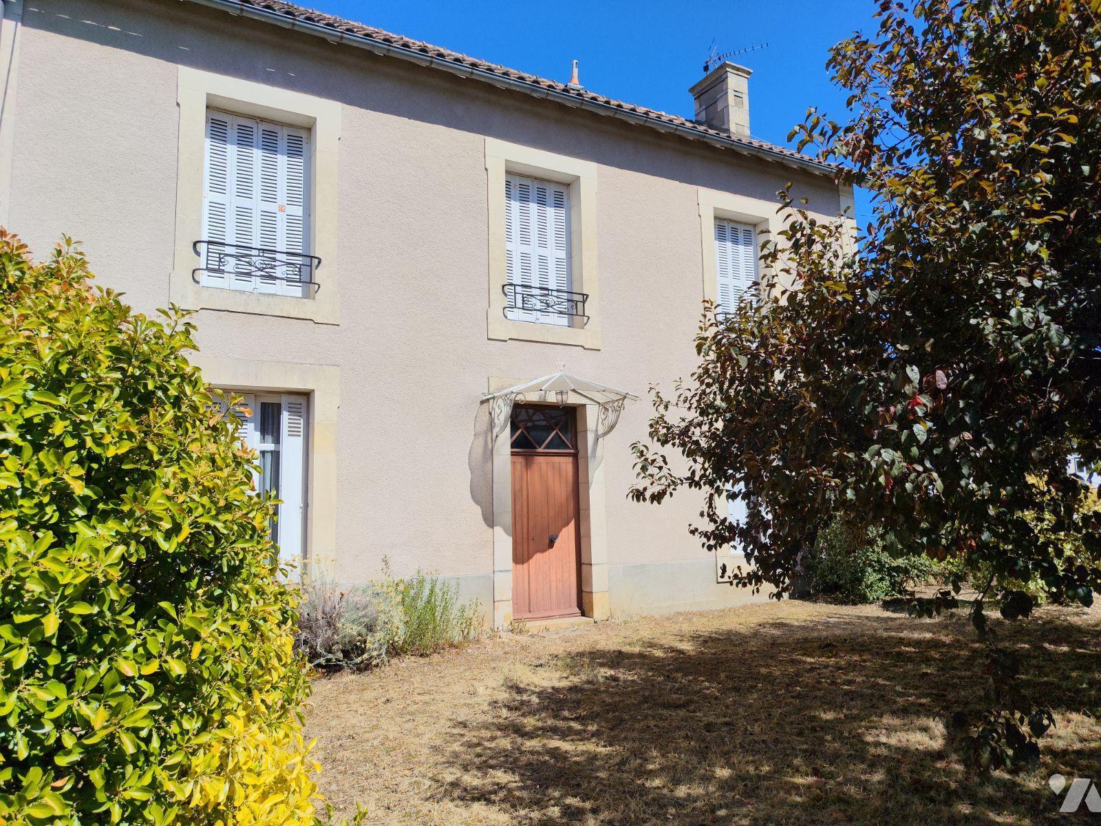 Maison 169m² — Valdivienne
