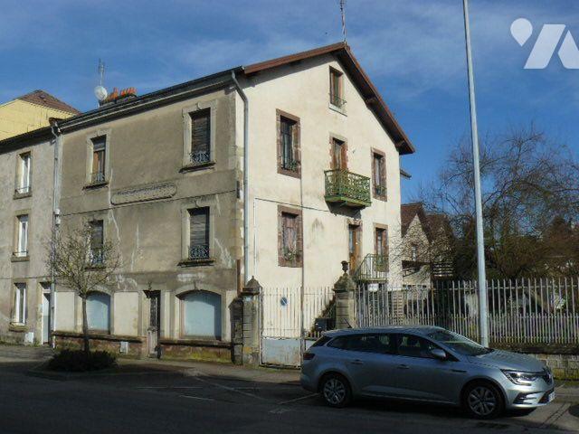 Maison 10 pièces 280 m² · à Rambervillers · 280 m² · 60 000 €