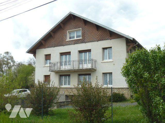 Maison 10 pièces 177 m² · à Jeanménil · 177 m² · 145 000 €